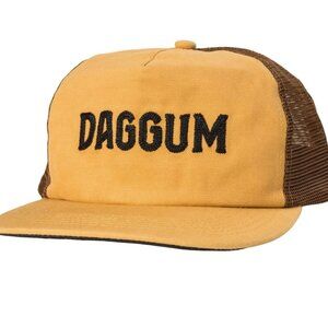 Hat, Daggum